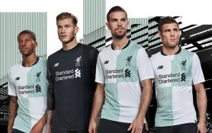 Новая форма Ливерпуля (с) liverpoolfc.com