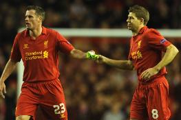 Джейми Каррагер и Стивен Джеррард (с) liverpoolfc.com