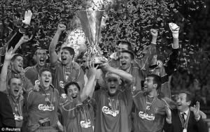 Обладатели кубка УЕФА 2001
